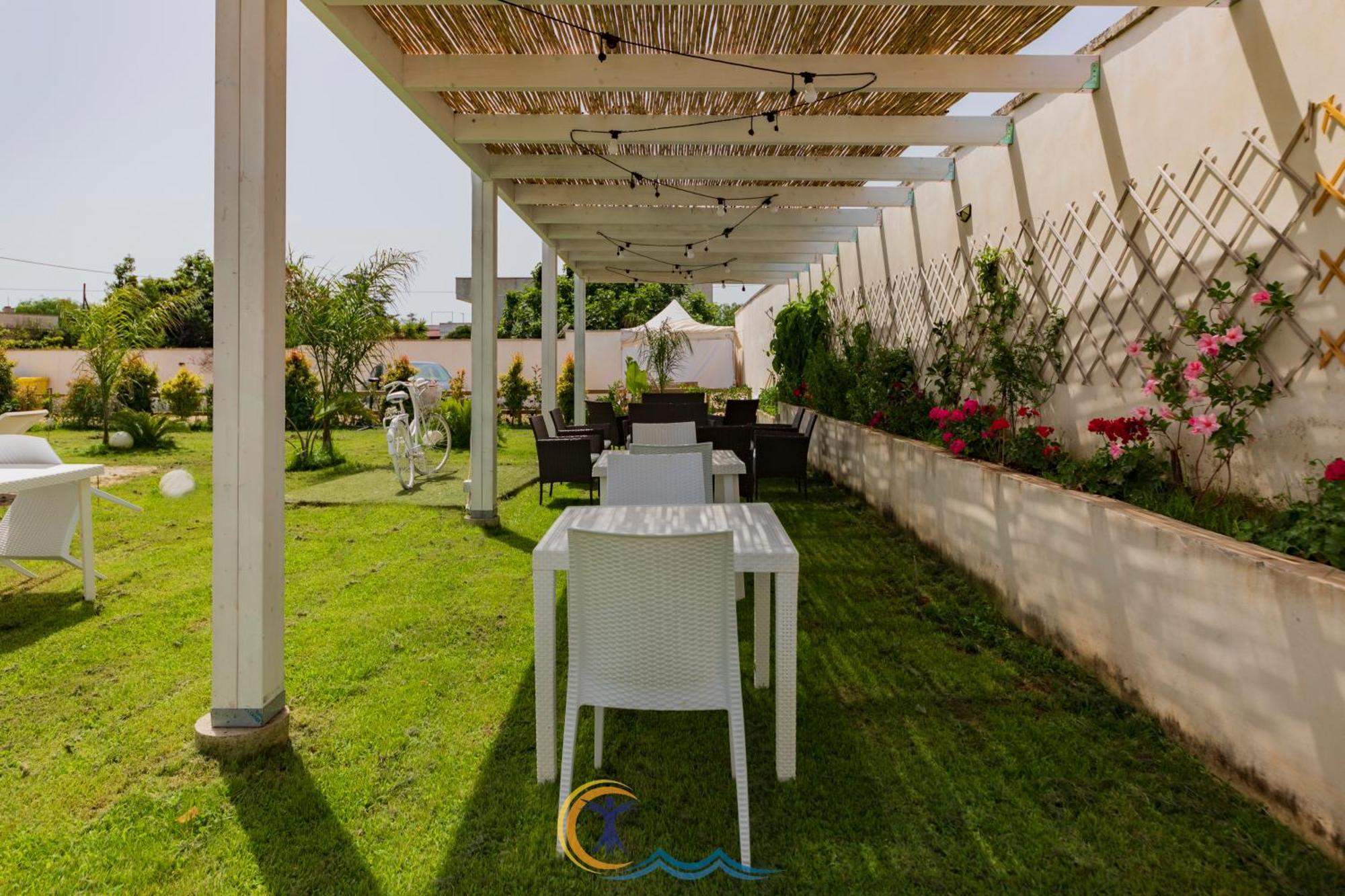 Villa Leonardo San Foca - Room, Pool & Restaurant エクステリア 写真
